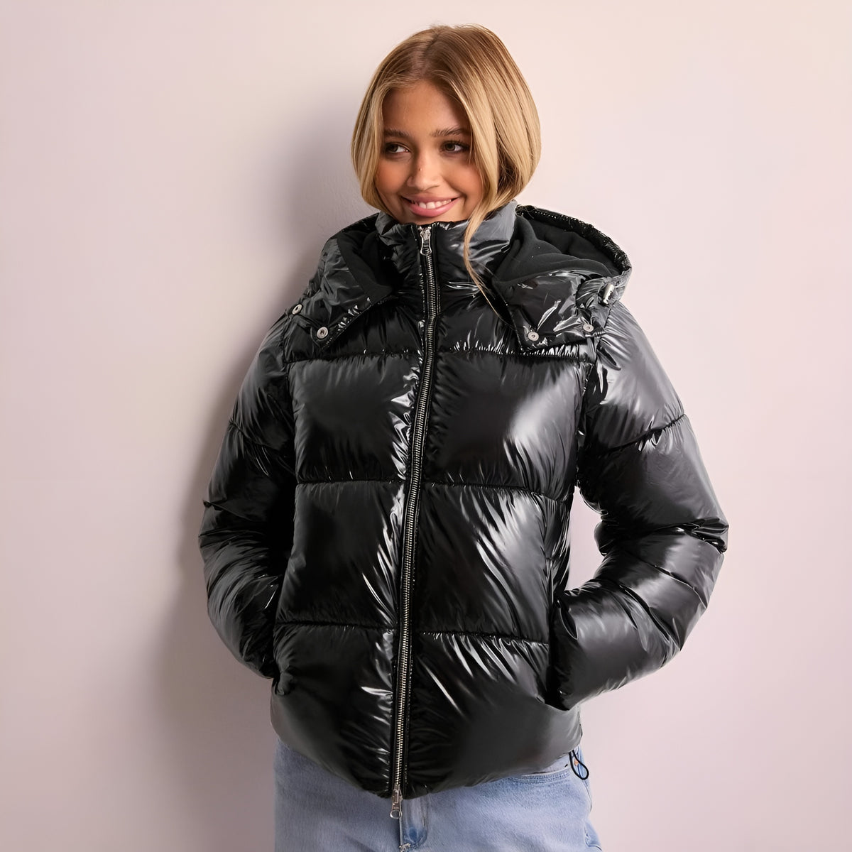 Lana™ | La Doudoune Glossy Chic