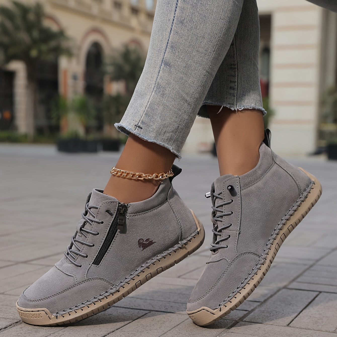 Gris / 35