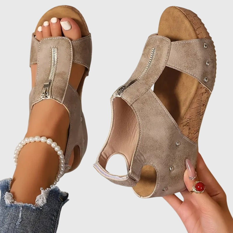 Beige / 35