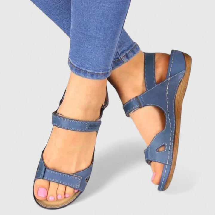 Avrie - Sandales de Confort Plates